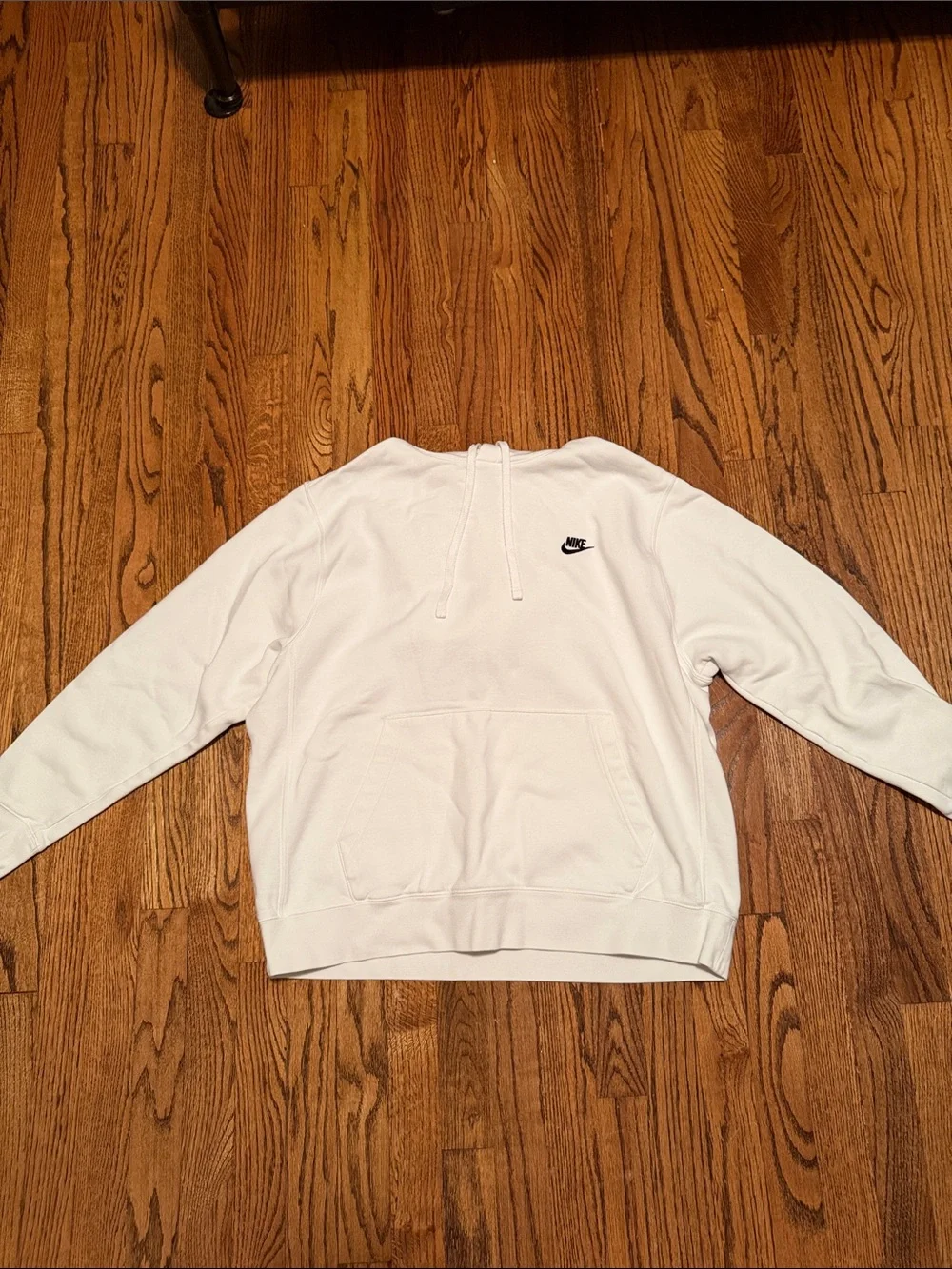 Nike White Crewneck Pullover Sweatshirt